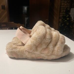 UGG Fluff Yeah Size 6 Cream And Pink Leopard Print Slip On Slides